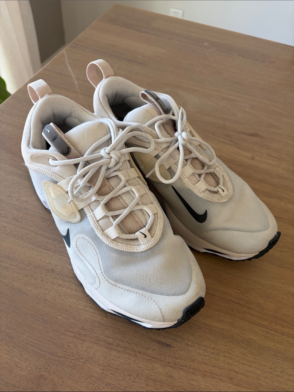 Beige nike sneakers